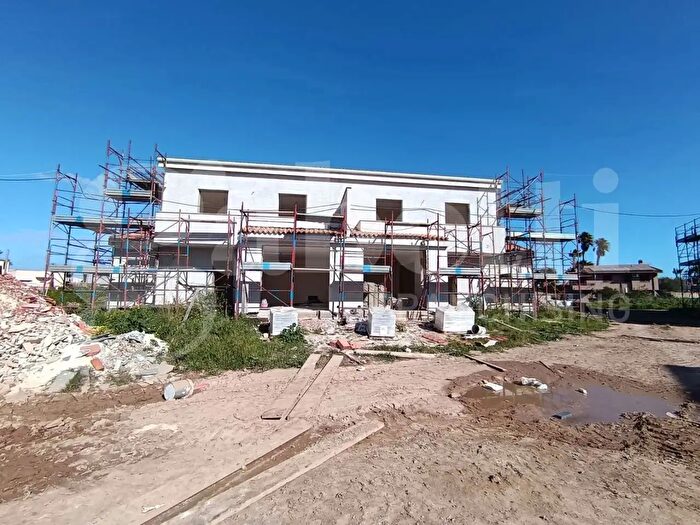 Casa con 5 locali in vendita in Siracusa