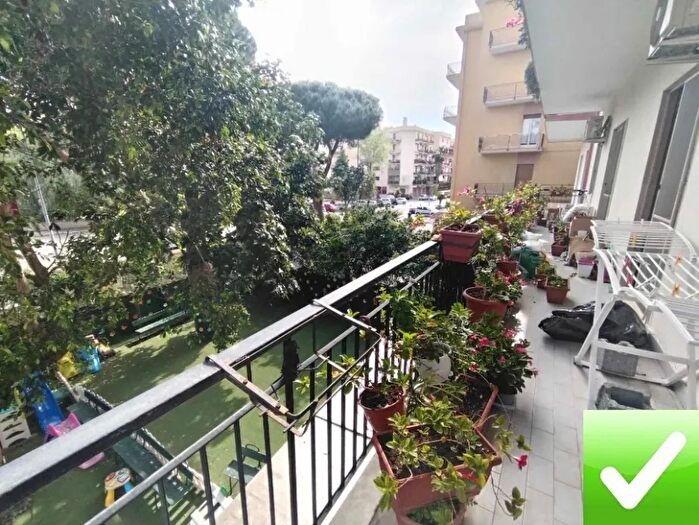 Appartamento con 5 locali in vendita in Reggio Calabria