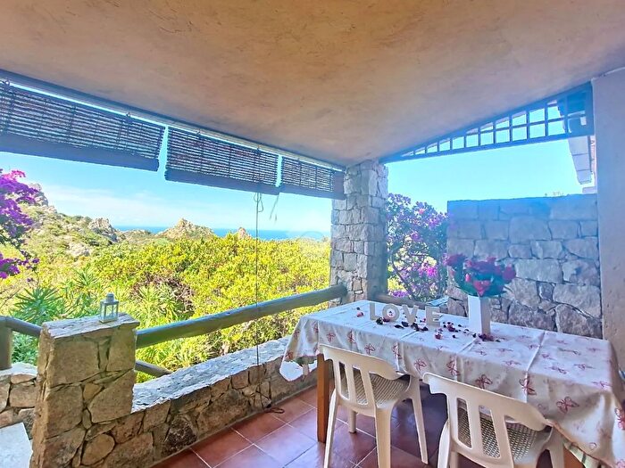 Appartamento trilocale in vendita in Via La Garrighera, Trinità dAgultu e Vignola