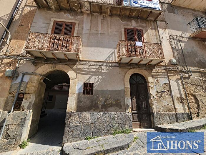 Appartamento in vendita in Via S Agrippina, Enna