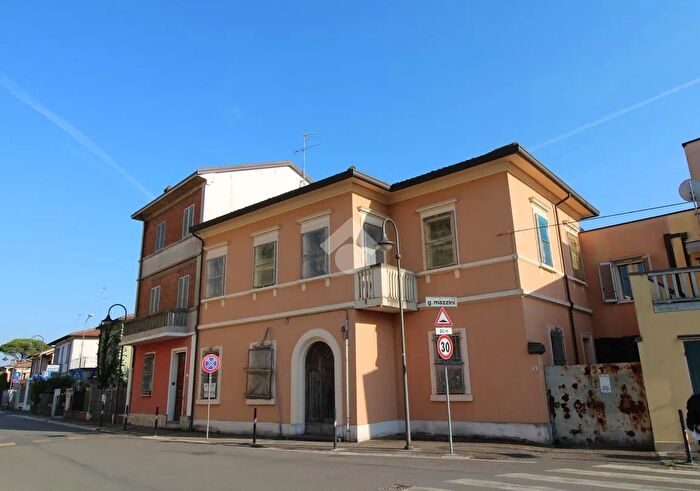 Casa con 5 locali in vendita in Via Giuseppe Mazzini, SantAgata Sul Santerno