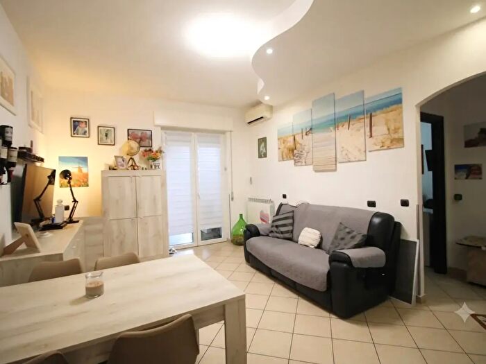 Appartamento trilocale in vendita in Via Buonarroti, Gorla Maggiore