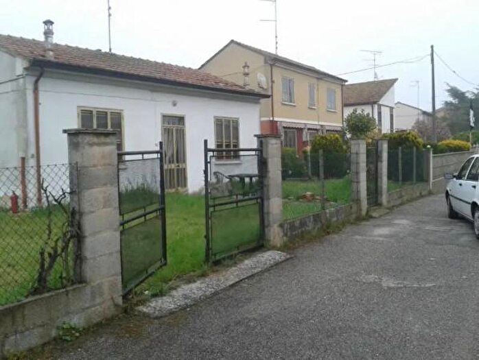 Casa quadrilocale in vendita in Via Bellaria, Riva del Po