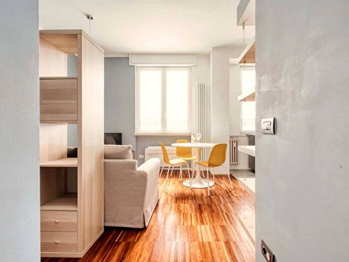 Appartamento bilocale in affitto in Via Piero della Francesca, Sempione, Milano