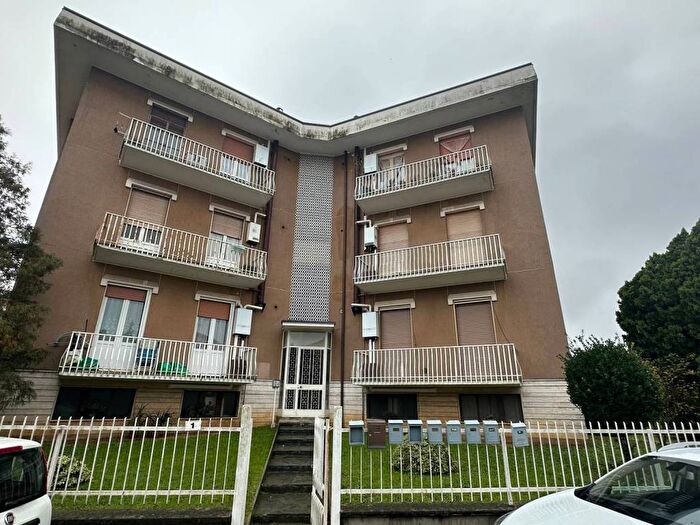 Appartamento quadrilocale in affitto in Via Fratelli Cairoli, Centro, Sartirana Lomellina