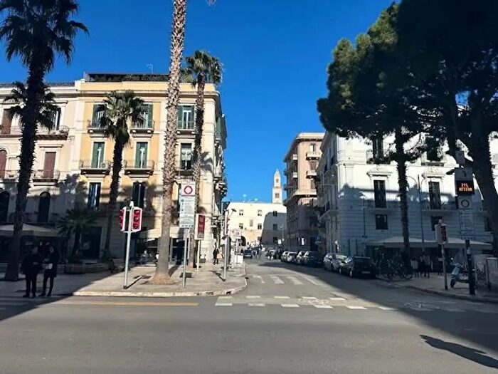 Appartamento bilocale in affitto in Piazza Chiurlia, Bari