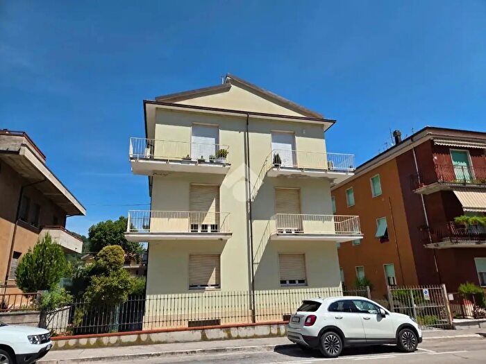 Appartamento trilocale in vendita in Via Guglielmo Oberdan, Ascoli Piceno