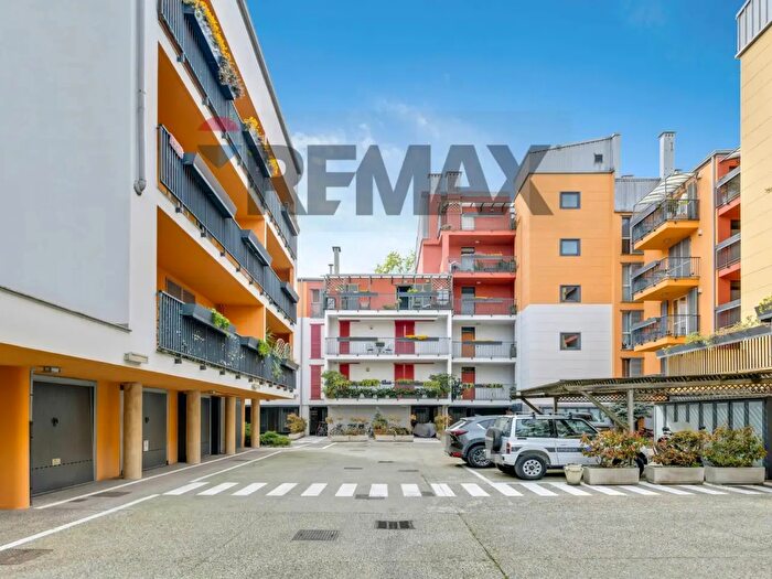 Appartamento bilocale in vendita in Via Ugolini, Milano