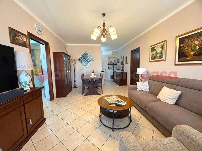 Appartamento quadrilocale in vendita in Rosignano Marittimo