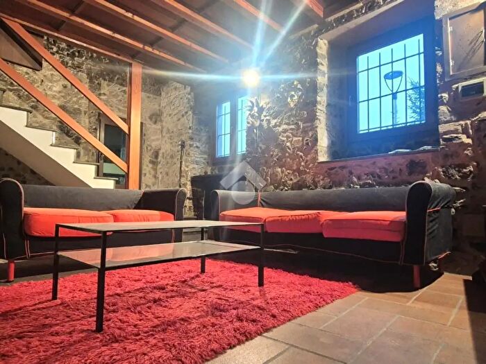 Appartamento quadrilocale in vendita in Via Castello, Casazza