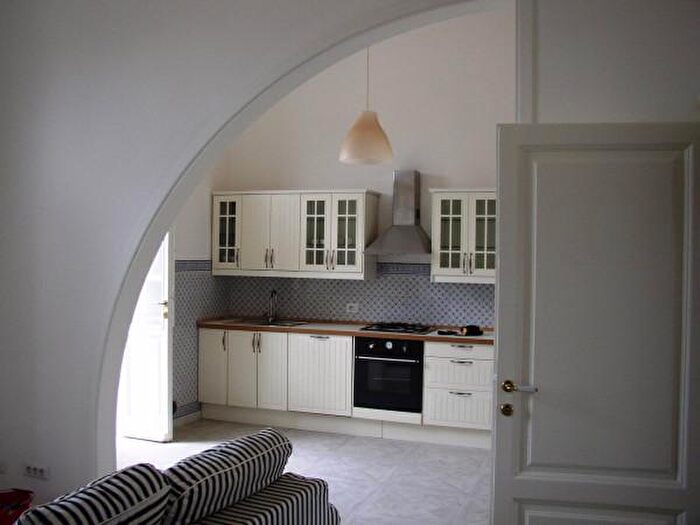 Casa con 5 locali in vendita in Via Adua, Camaiore