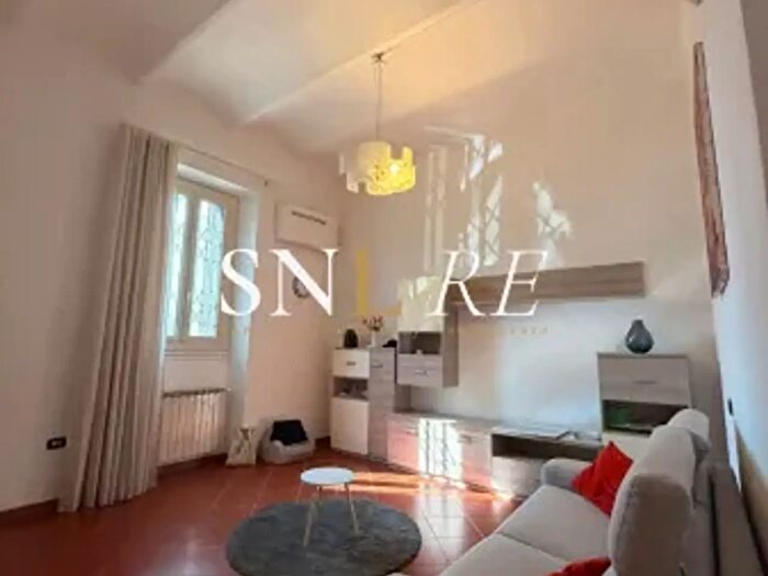 Appartamento con 5 locali in affitto in Via Iacopo Peri, Firenze
