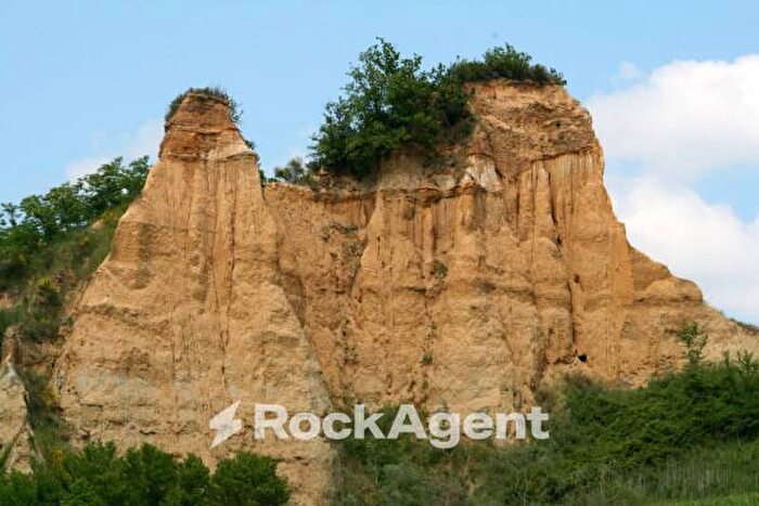 Casa quadrilocale in vendita in Via dei Poggi, Castelfranco Piandiscò