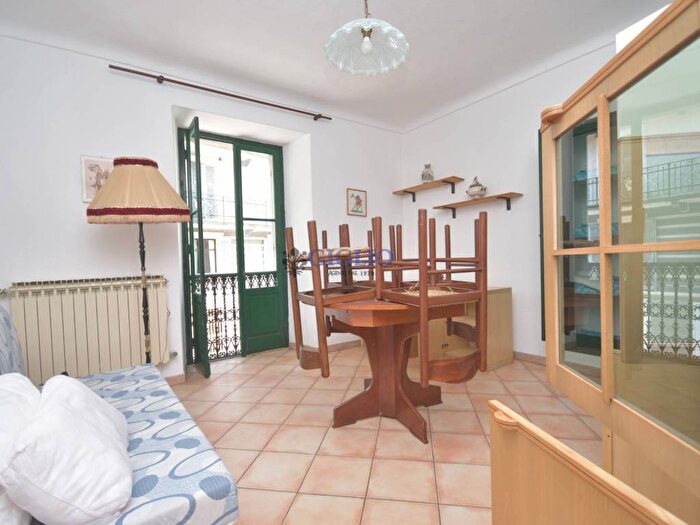 Appartamento trilocale in affitto in Via Vittorio Emanuele III, Frabosa Soprana