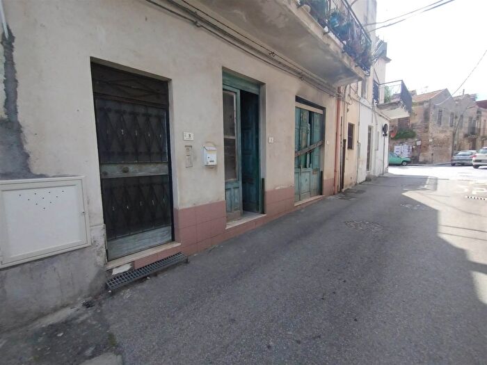 Casa trilocale in vendita in Via Università, Villafranca Tirrena