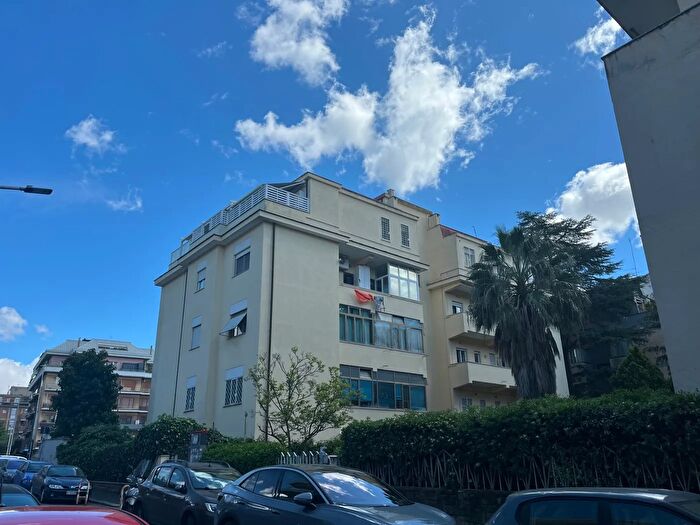 Appartamento quadrilocale in vendita in Via della Pineta Sacchetti Snc, Roma