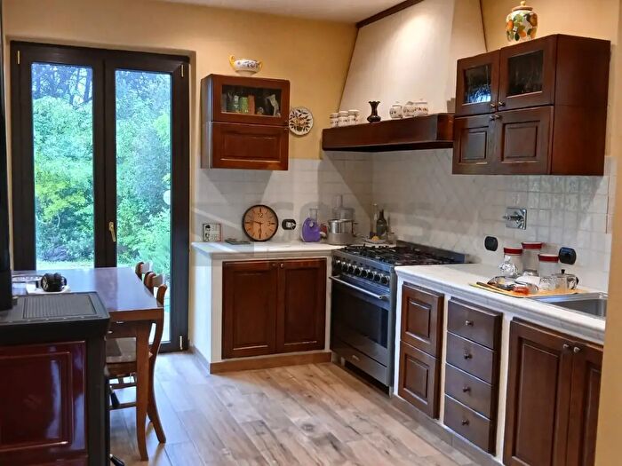 Casa con 7 locali in vendita in Località San Vito, Figline e Incisa Valdarno