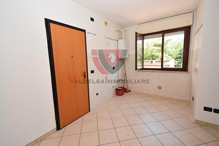 Appartamento trilocale in vendita in Romano Bilenchi, Colle Di Val DElsa