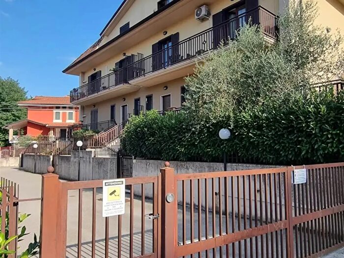 Appartamento con 5 locali in vendita in Via Parco Nicola Leone, Pratola Serra
