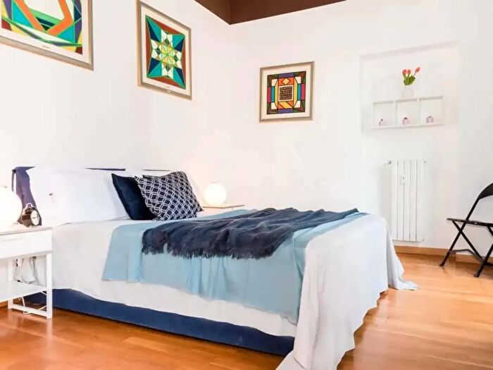 Appartamento monolocale in affitto in Via Giuseppe Mazzini, Milano