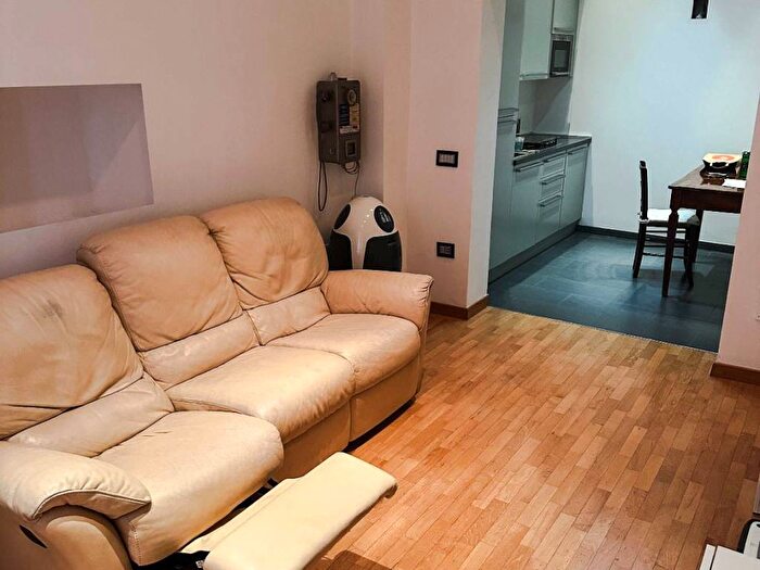 Appartamento bilocale in affitto in Piazza Martiri Pennesi, Centro, Teramo