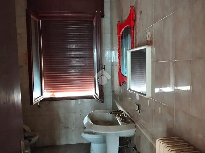 Appartamento quadrilocale in vendita in Via Traversa, Battaglia Terme