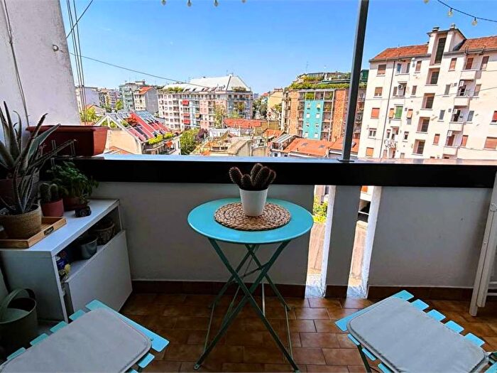 Casa bilocale in affitto in Via Lomellina, Argonne Corsica, Milano