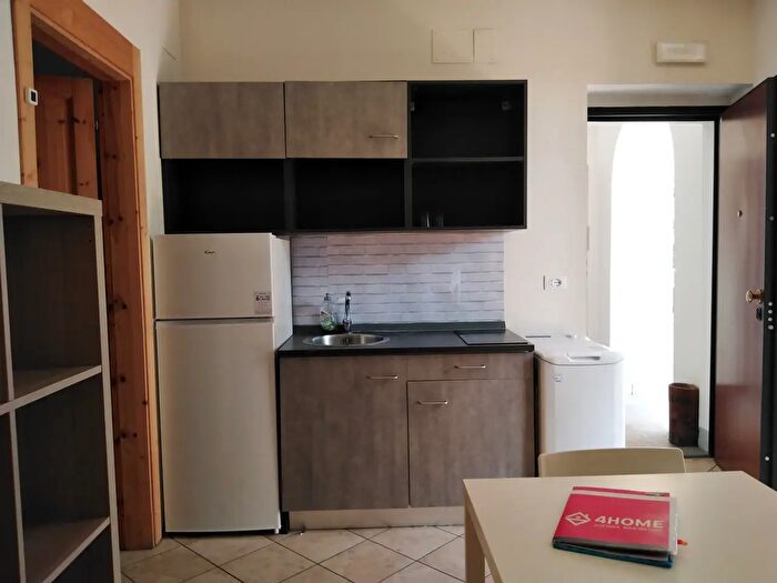 Appartamento bilocale in affitto in Via Bologna, Torino