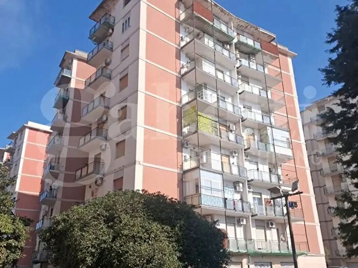 Appartamento trilocale in vendita in Siracusa