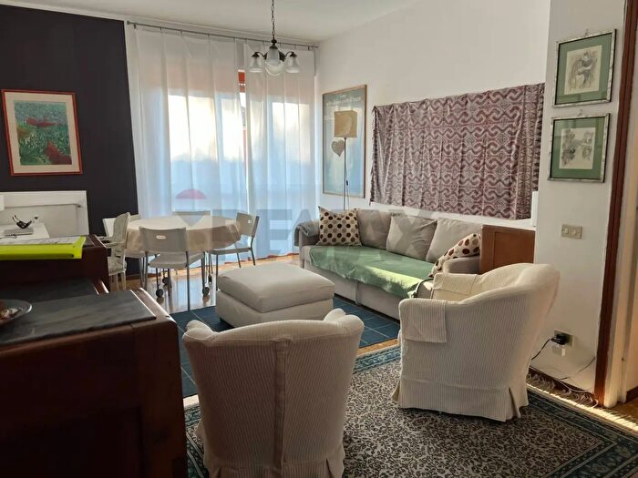 Appartamento bilocale in vendita in Viale Belforte, Varese