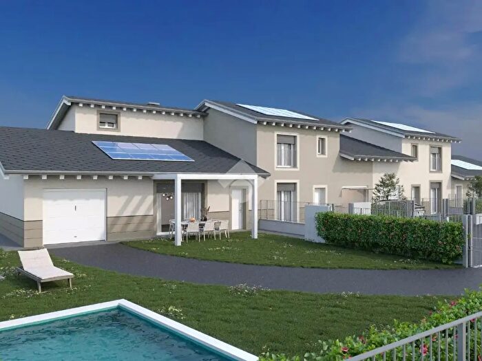 Case in Vendita e in Affitto - 3