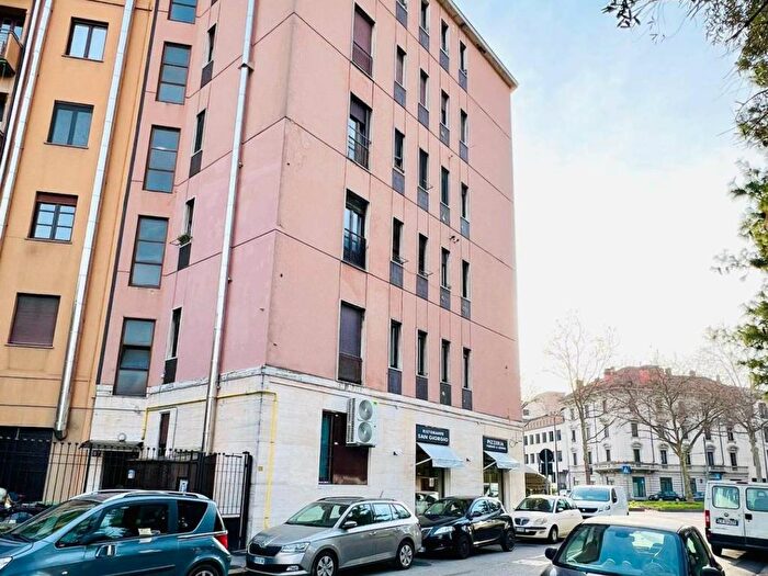 Appartamento bilocale in affitto in Via Barnaba Oriani, Certosa, Milano