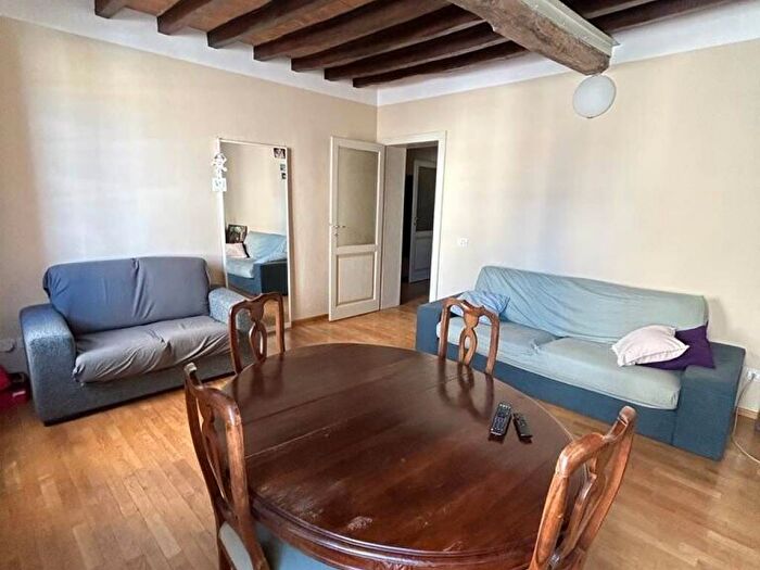 Appartamento trilocale in affitto in Centro Storico, Reggio Emilia