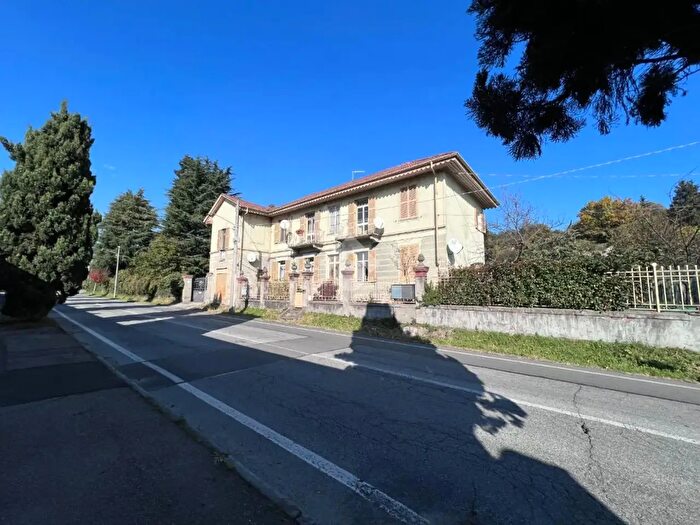 Appartamento quadrilocale in affitto in Via San Pietro V l, Pinerolo