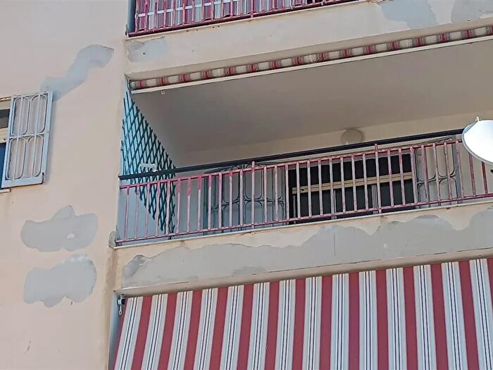 Appartamento quadrilocale in vendita in Via Concetto Marletta, Aci Castello