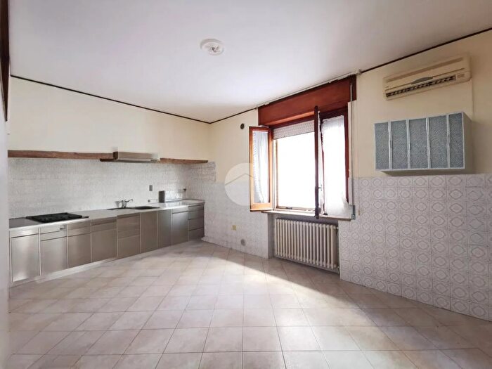 Appartamento bilocale in vendita in Via Luigi Cacciatore, Lucera