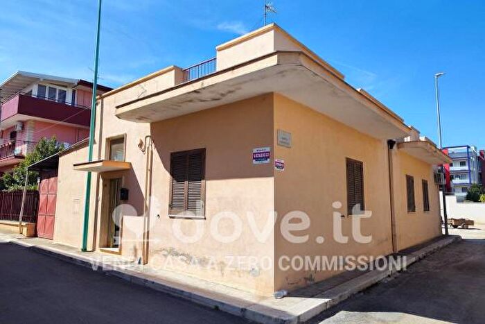 Casa con 5 locali in vendita in Via Rutigliano Giuseppe, Bitetto