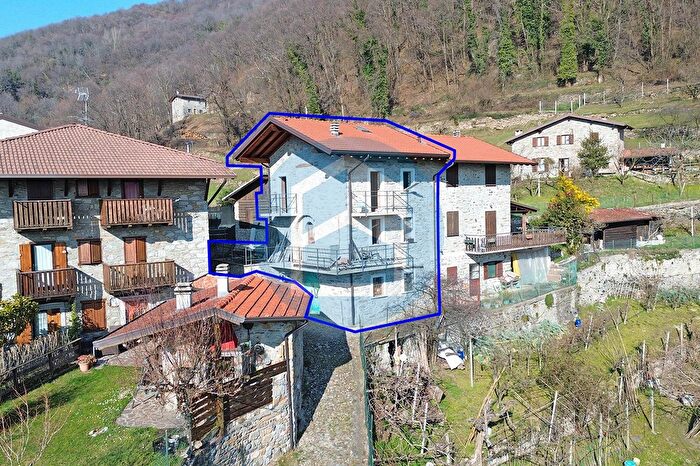 Casa quadrilocale in vendita in Cimbergo