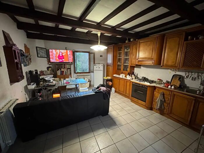 Appartamento trilocale in vendita in Via del Varco, Reggello