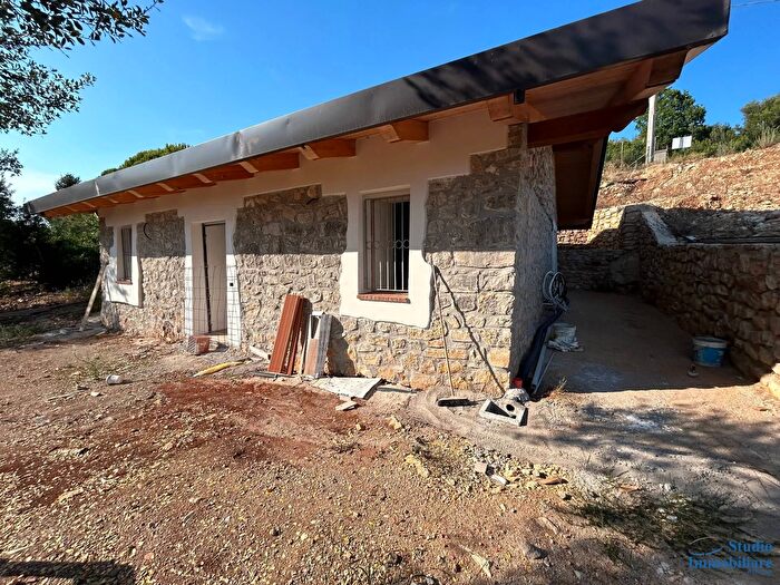 Casa trilocale in vendita in Via Monte Calvo, Fondi