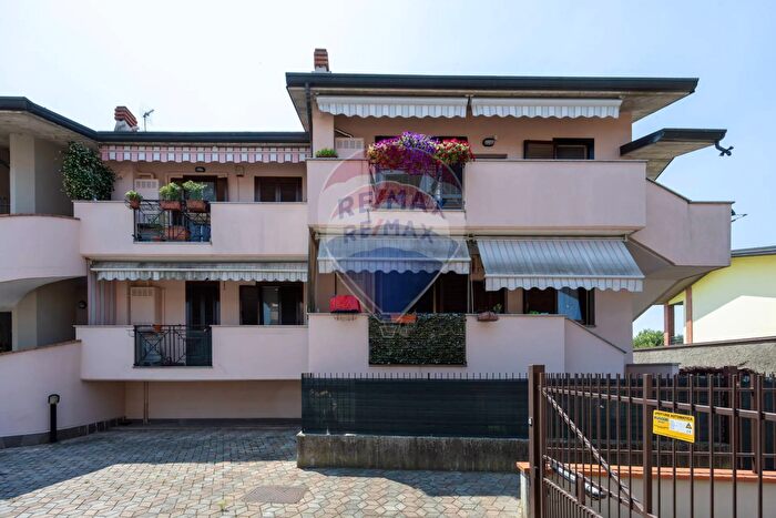 Appartamento trilocale in vendita in Sp, Truccazzano