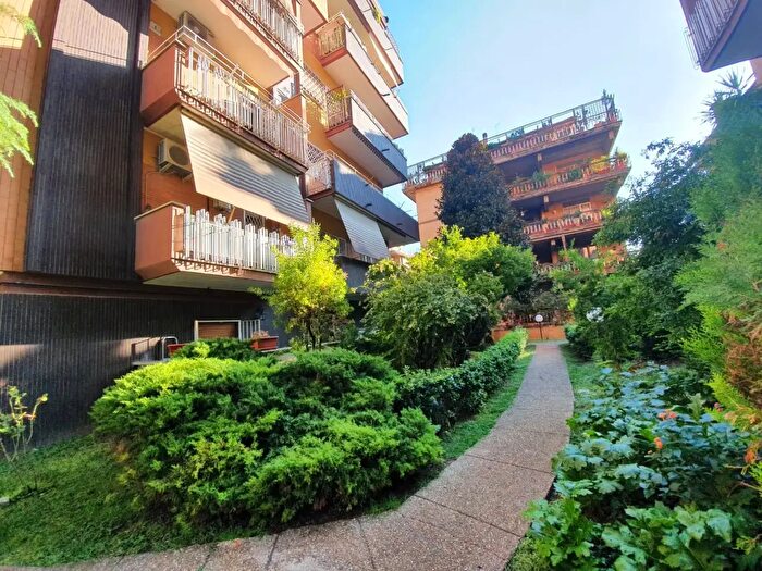 Appartamento monolocale in affitto in Via Arturo Graf, Roma