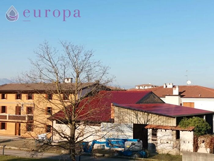 Casa quadrilocale in vendita in Via Piave, Azzano Decimo