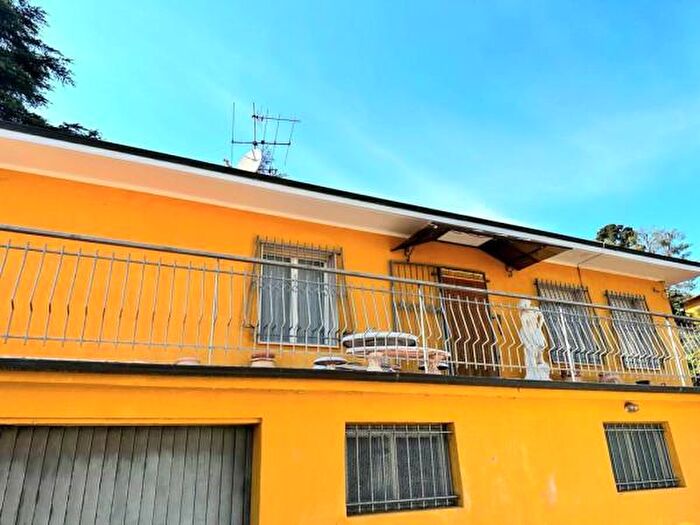 Casa con 5 locali in vendita in Via Loreto, Bordighera