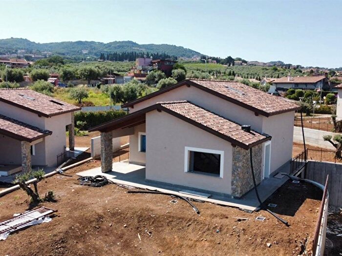 Casa con 5 locali in vendita in Via delle Perazzeta, Frascati