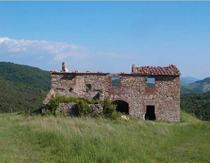 Casa con 10 locali in vendita in Riparbella