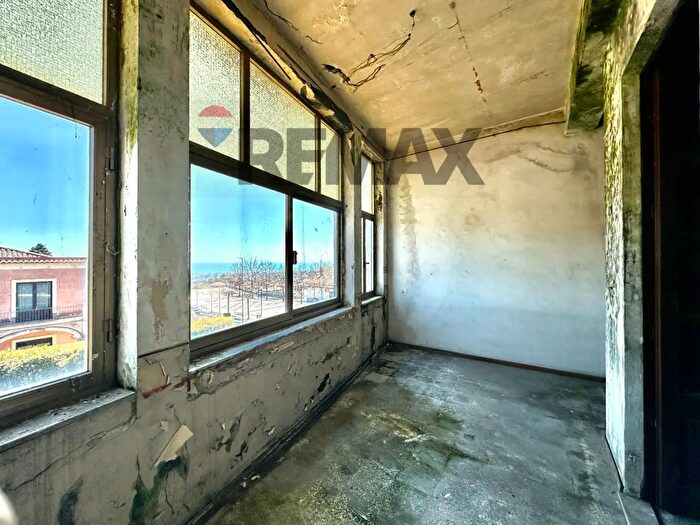 Casa con 5 locali in vendita in Via Poggio Felice, Zafferana Etnea