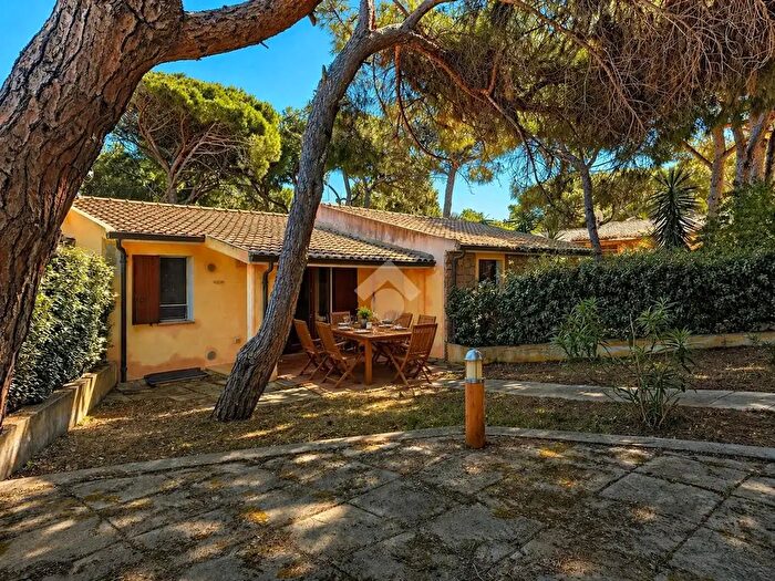 Casa quadrilocale in vendita in Via dei Ginepri, Valledoria