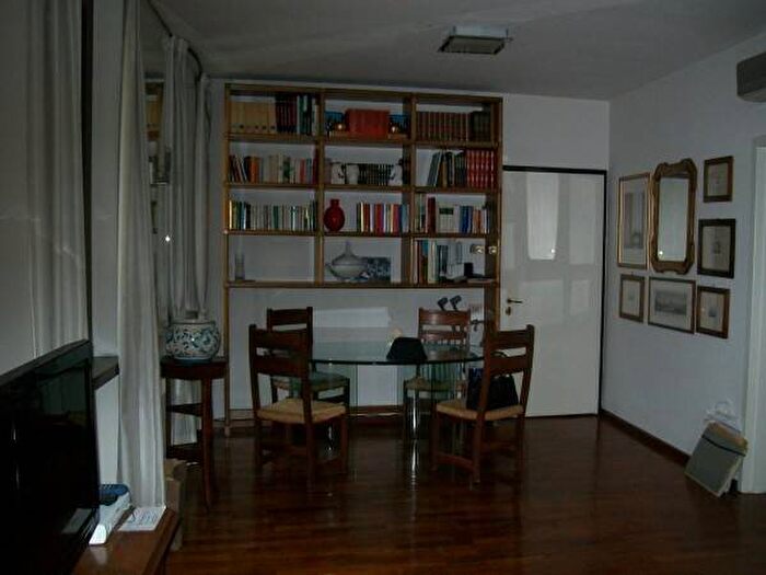 Appartamento trilocale in affitto in Centro Storico, Reggio Emilia