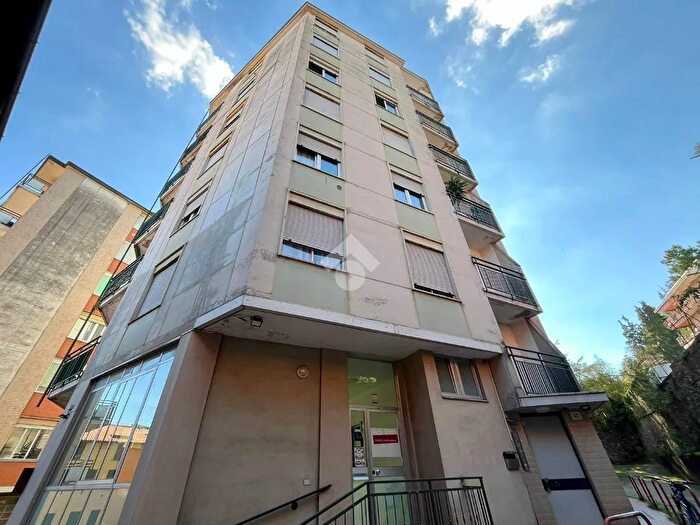 Appartamento monolocale in vendita in Via Giuseppe Vincenzo Walder, Varese